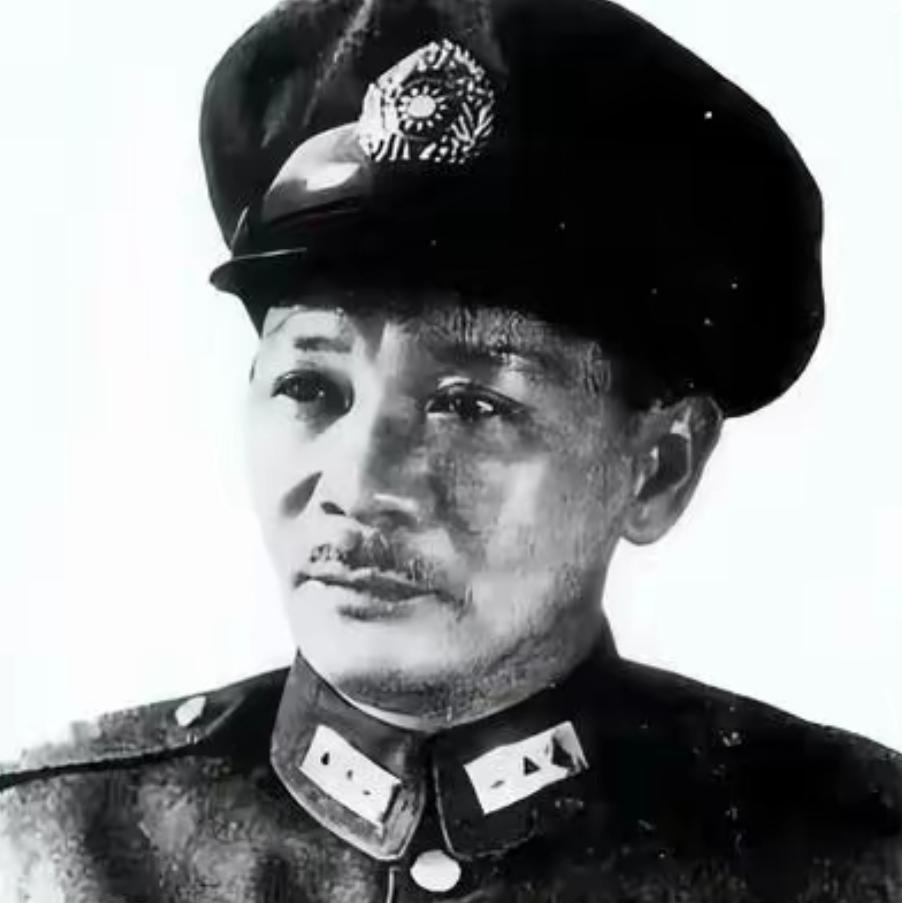他被骂了一辈子的反共军阀，到头来竟是共产党最大的保护伞？他就是大名鼎鼎的北伐铁军