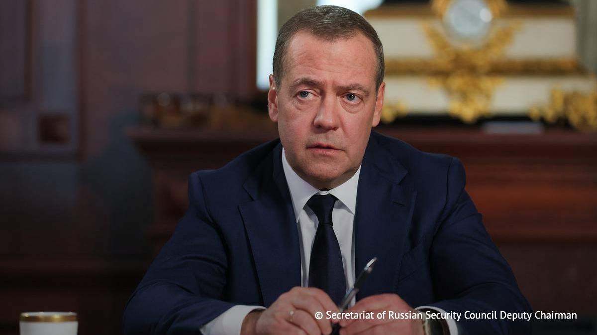 新闻快讯——梅德韦杰夫称对俄战争罪不受追诉时效限制
 
当地时间2026年2月2