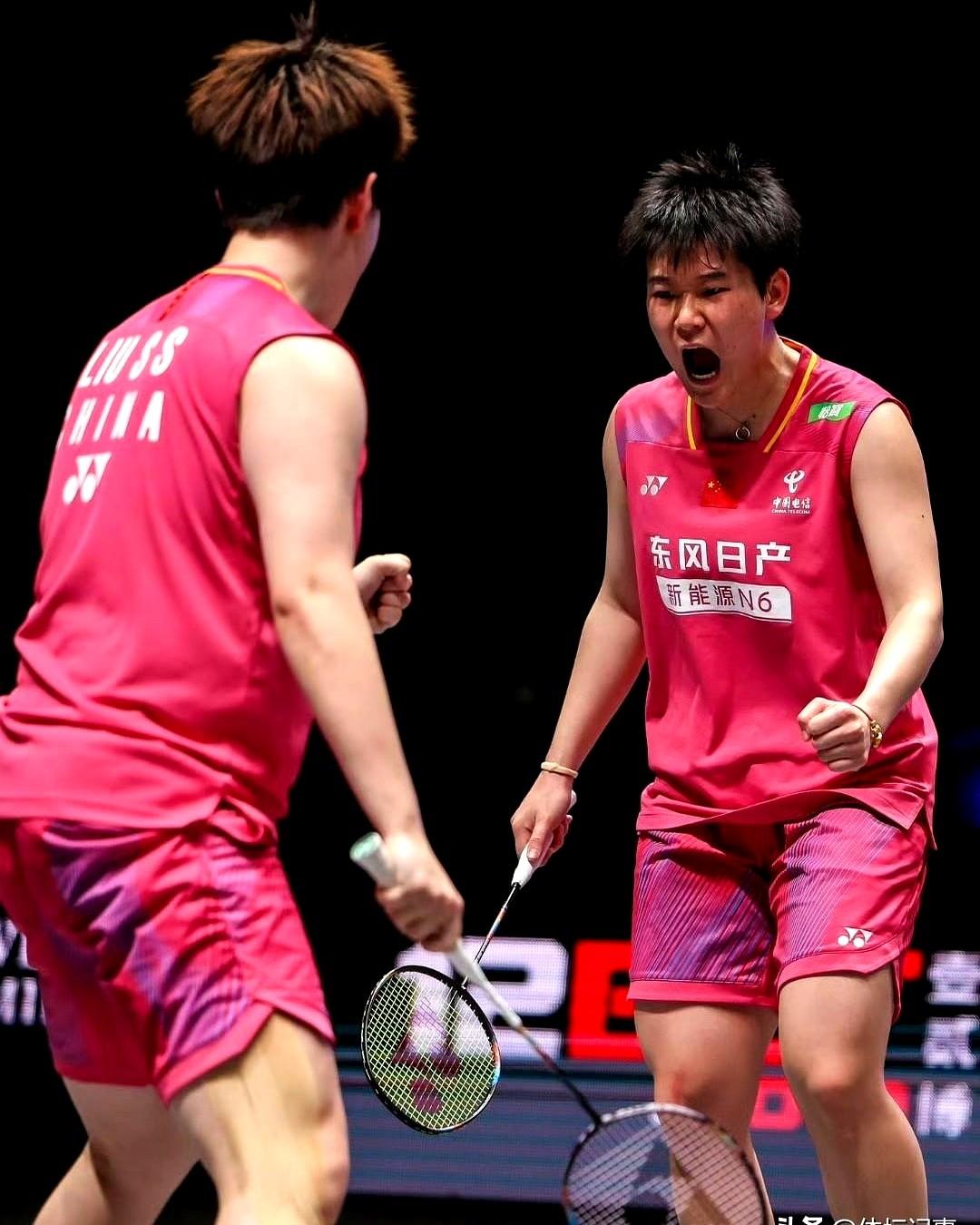 谁能想到，男单林俊易对拉克什亚的交手战绩竟然是4-0全胜。

生涯首次闯进超级1