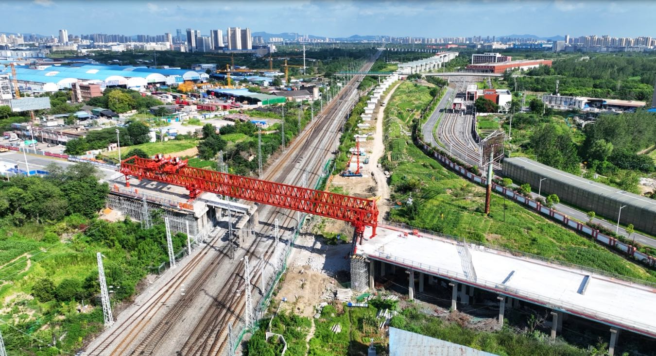 【#合肥三十埠桥涉铁桥梁完成拆除#，为沪宁合高铁建设让出关键通道】#合肥一服役4