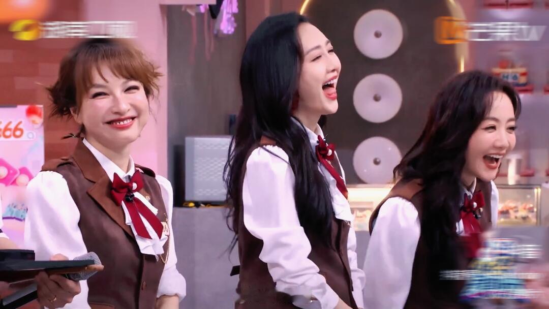 侦女今天又在哪里萌三个人友谊好好明星大侦探‖王鸥‖杨蓉‖吴昕‖ 