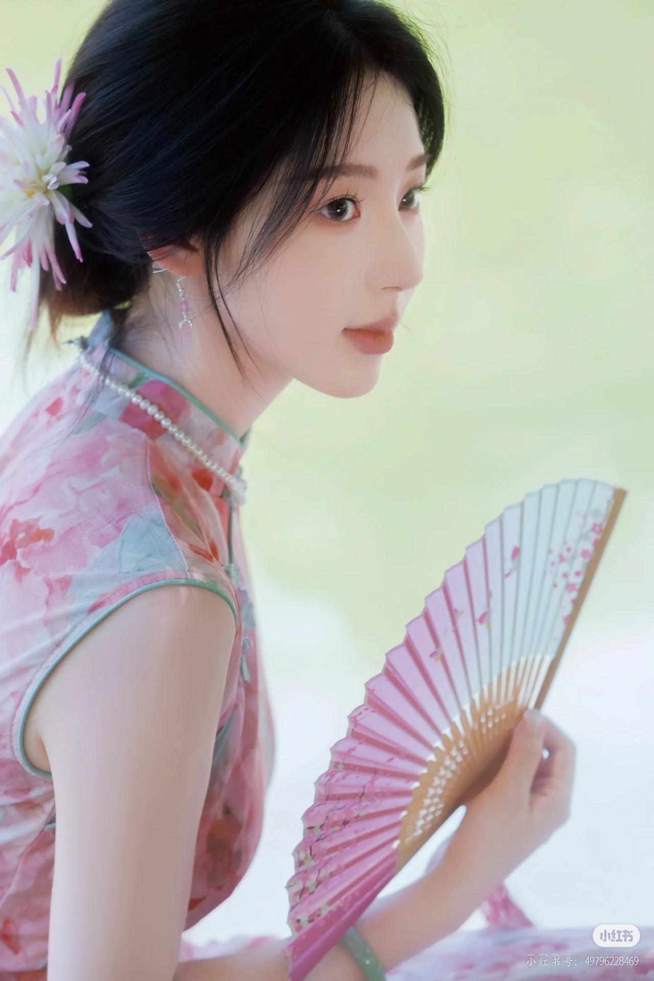 大家认为什么样的身材穿旗袍好看呢美女旗袍穿搭写真