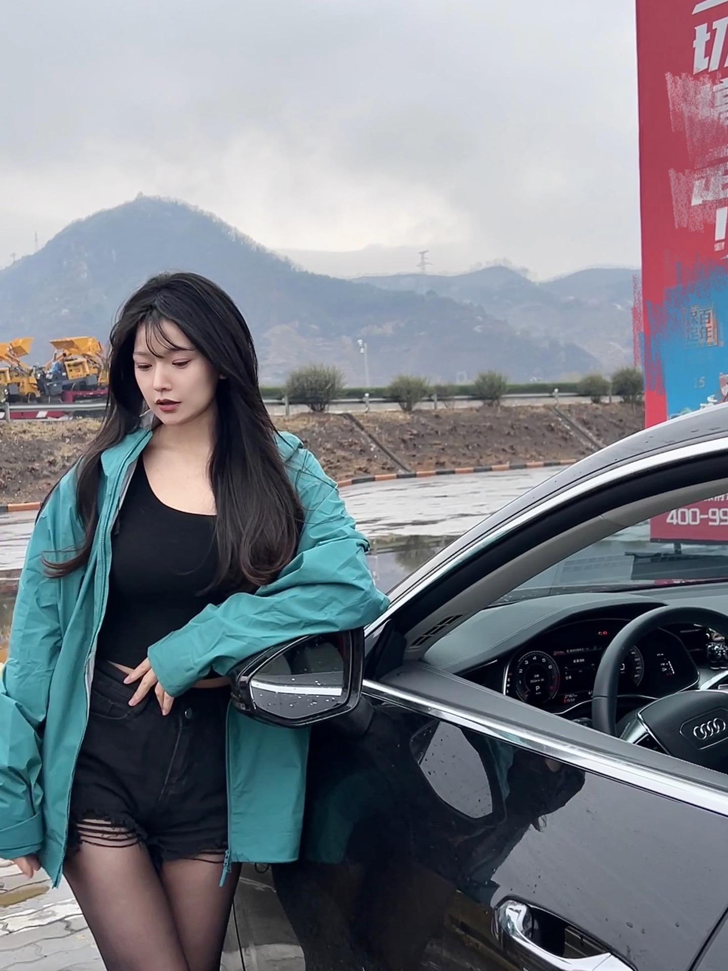 别买奥迪了，你女朋友有。