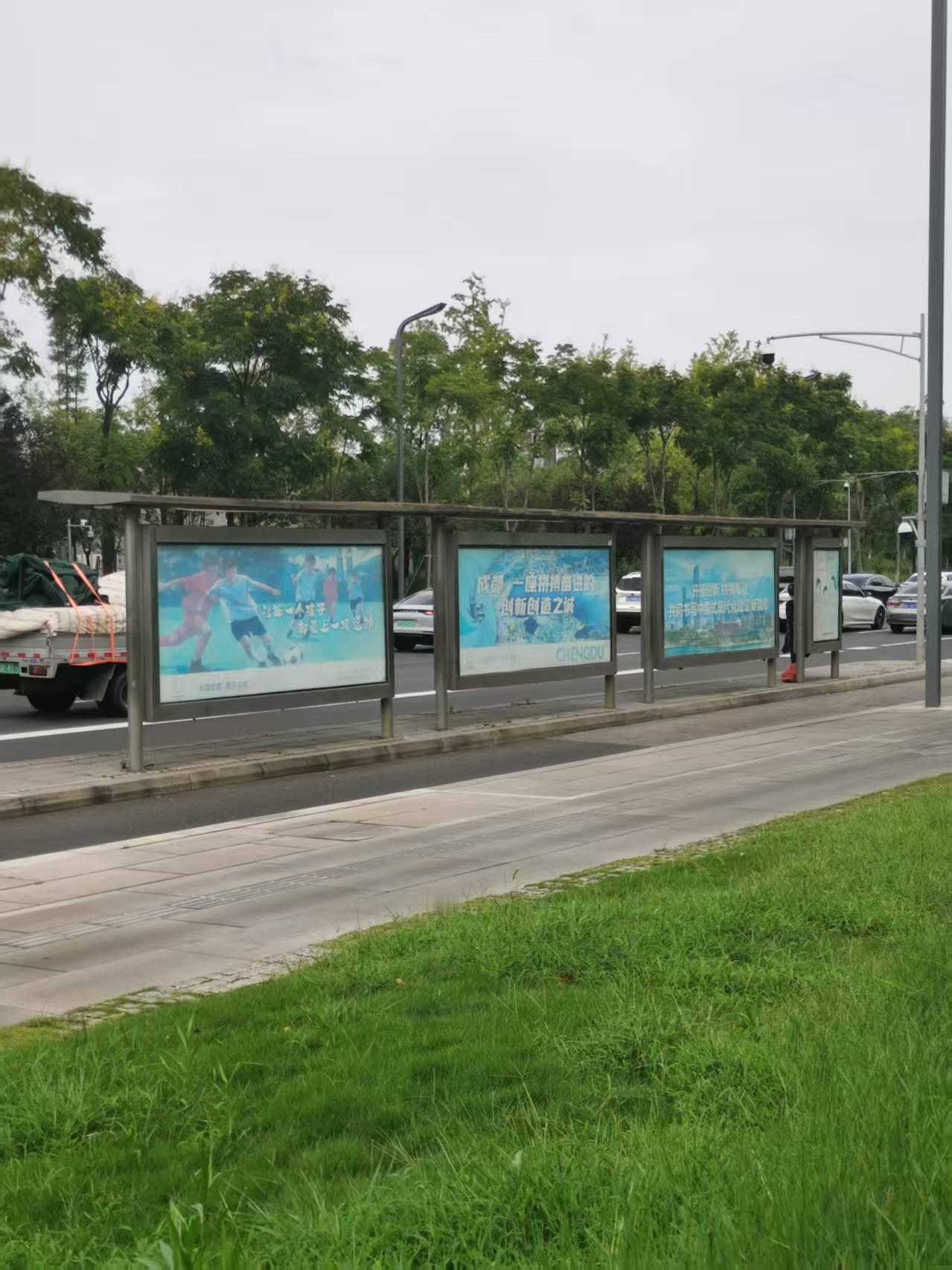 T132区间线路早上提前20分钟发车。
为精准匹配客流需求，结合线路实际运行情况