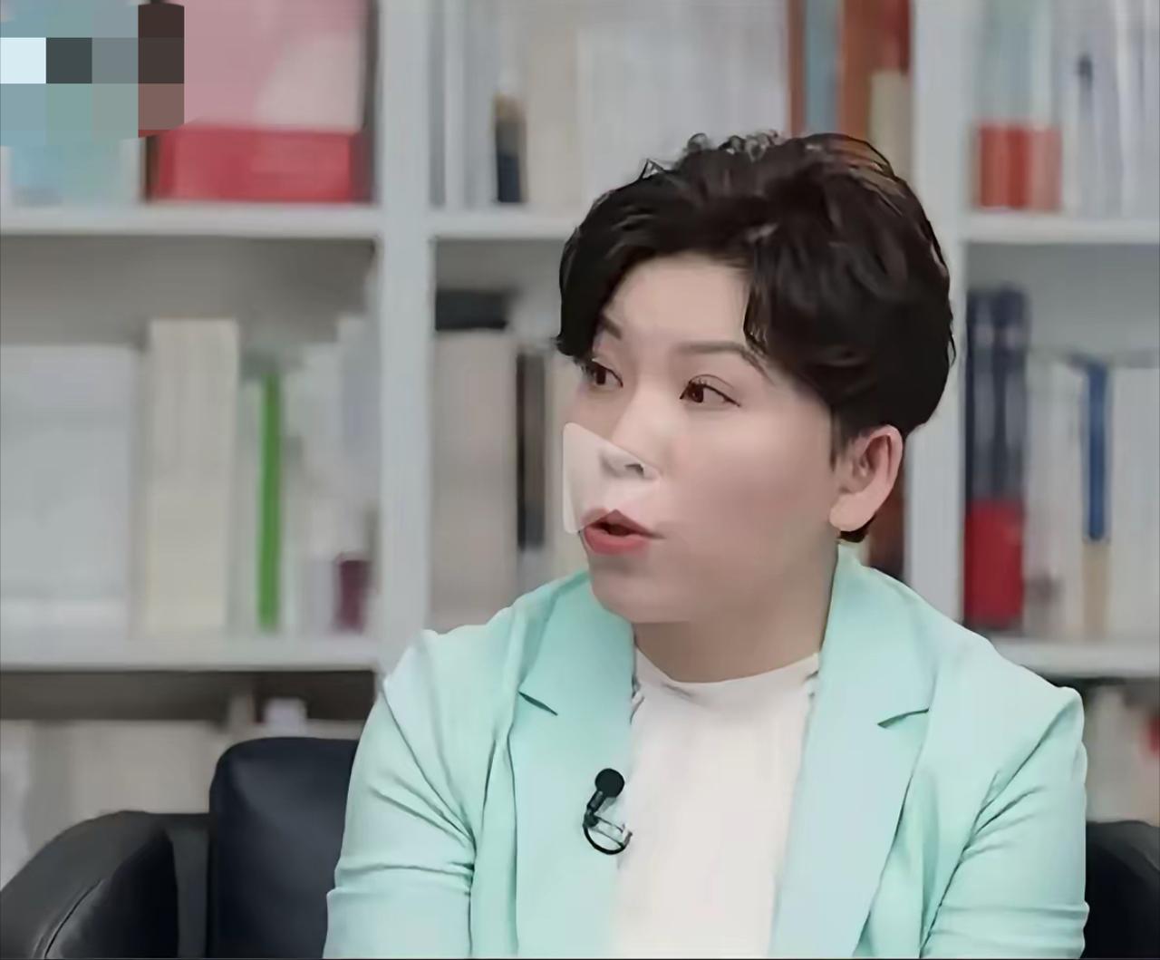 温瑞博今晚战雨果：邓亚萍有3个“锦囊妙计”：

第一：防守他的正手，这是他的杀手