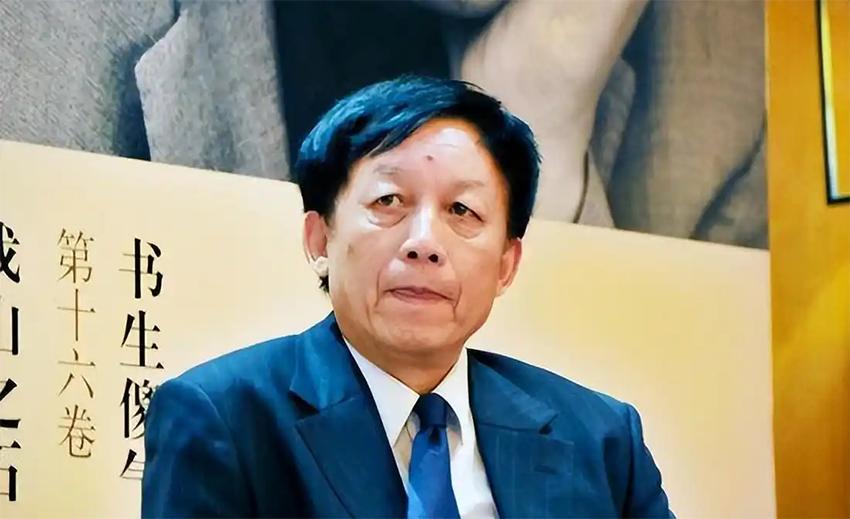易中天瞧不起中华文化、觉得中国人没有信仰、没有诚信，怎么就成了“替老百姓说话”了