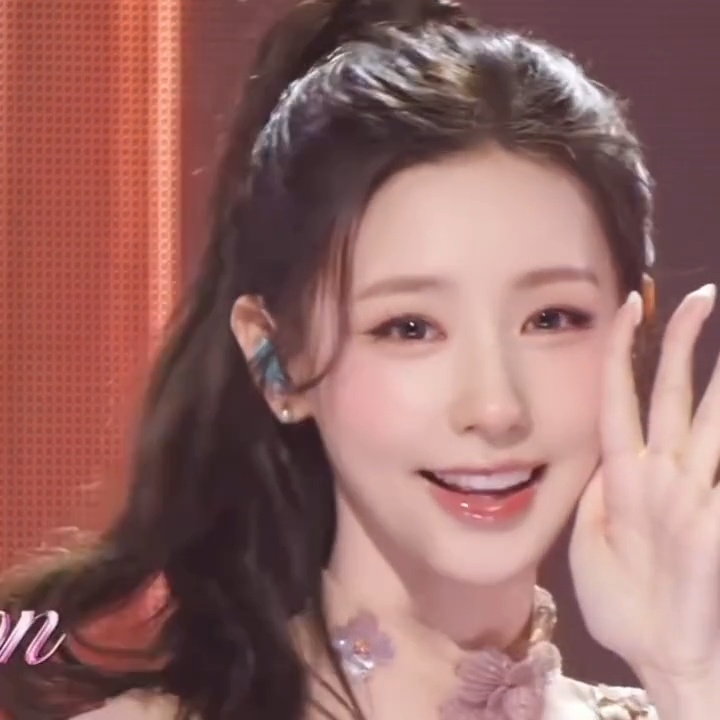 【赵美延】迷人的笑脸吸引视线～ cr·延绵巷 idle回归预告