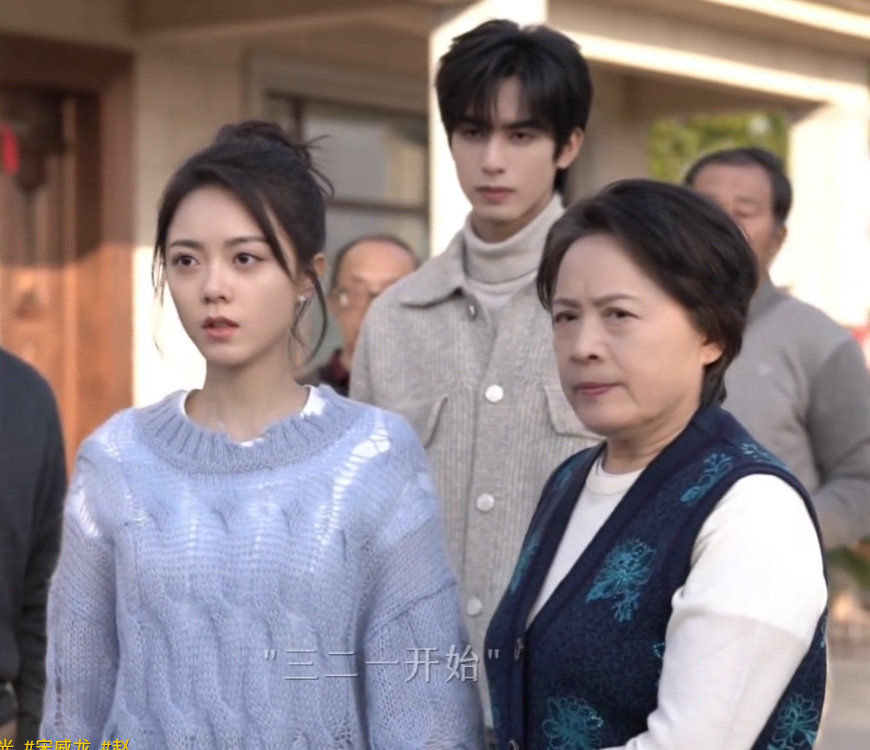 林屿森护妻 林屿森聂曦光一家四口全家福  林屿森护妻，林屿森聂曦光一家四口全家福