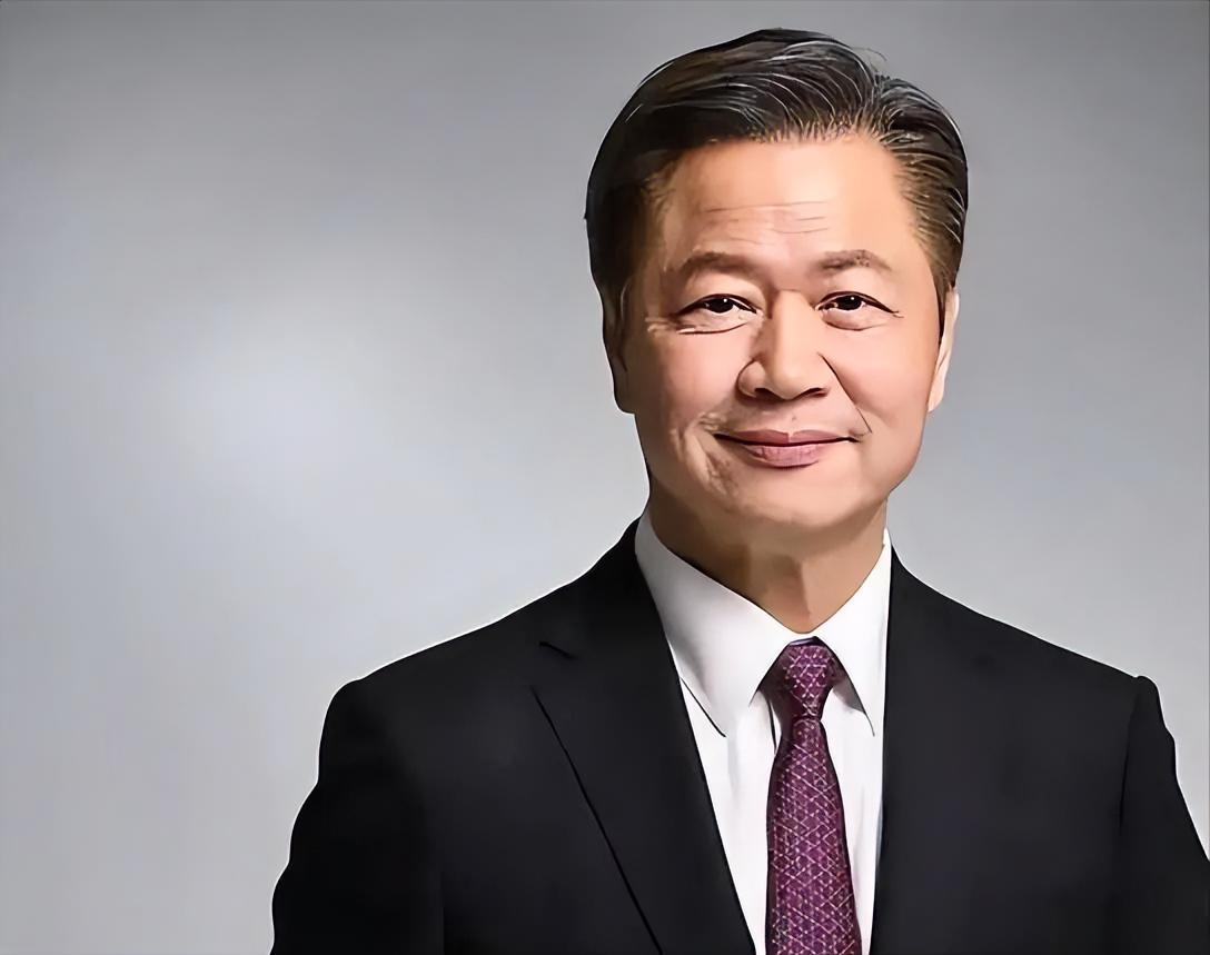 台湾时事评论员赖岳谦表示：赖清德怎么会有美化日本人的想法呢？后来我懂了，因为他是