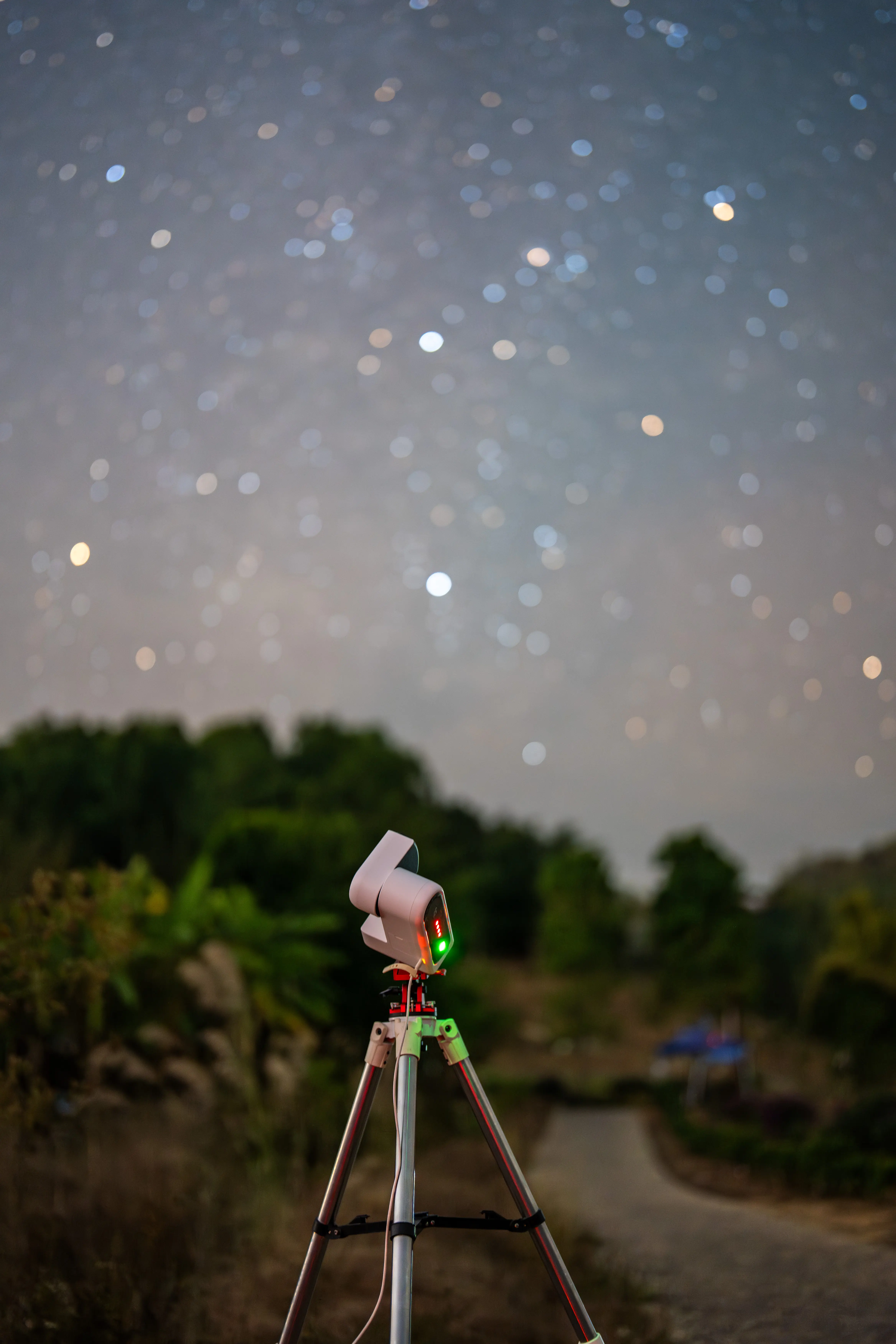 用智能望远镜Seestar S30 Pro拍到了这些....（P1-2...