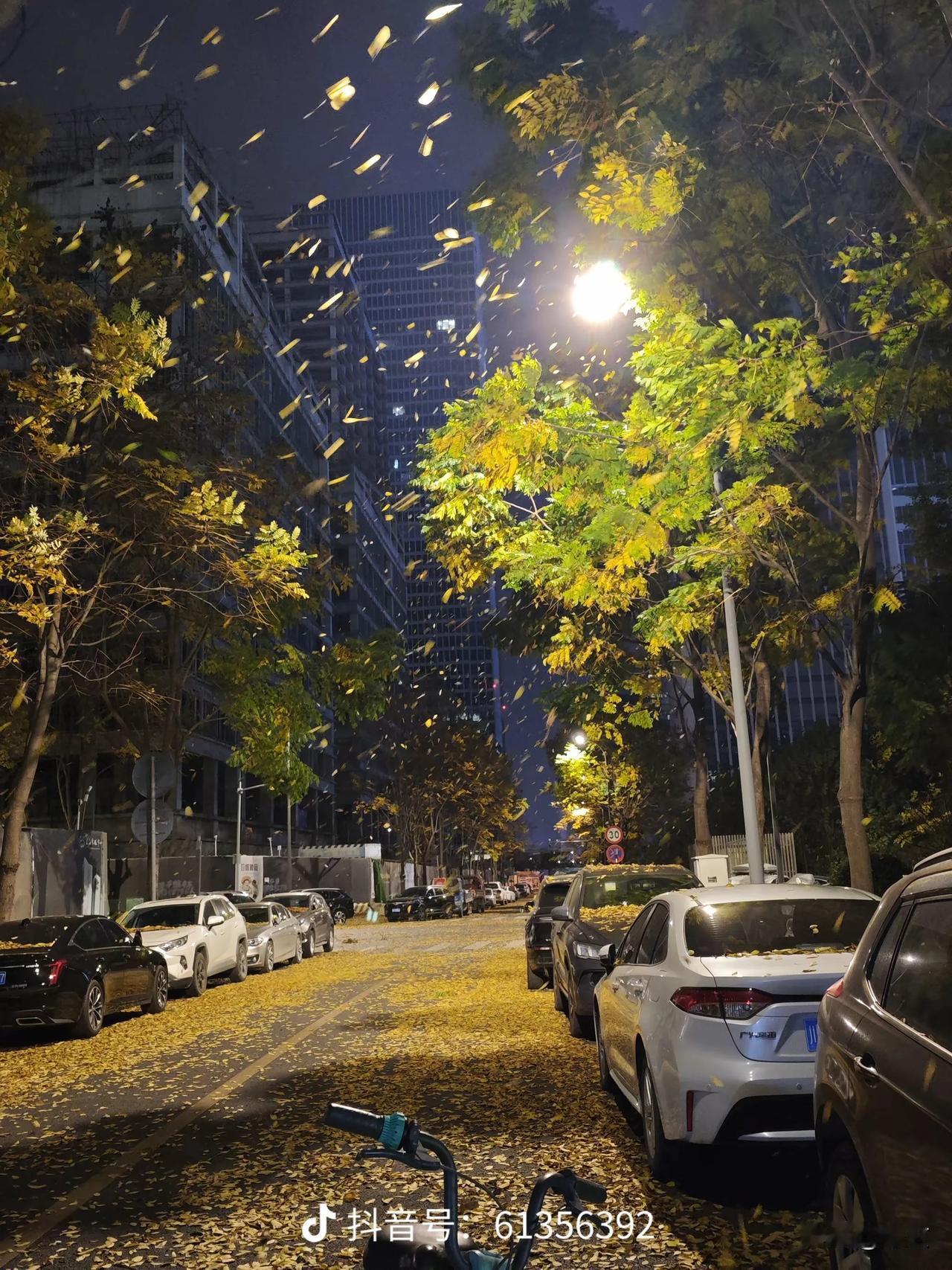 任何苦难落魄，句号就是你霉运的结束。
昨日读帖看到这句话，觉得简单、实用，又接地