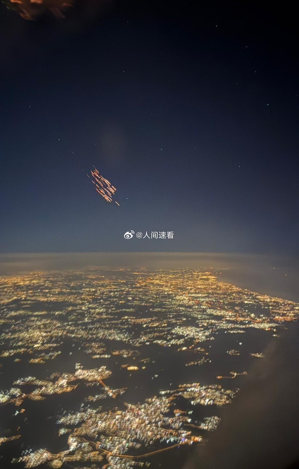 伊朗打出精准反击以色列空军飞行员拍摄到一枚伊朗弹道导弹在飞行中分离出集束弹头 