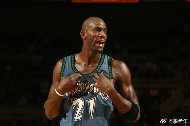 终于，森林狼将会在新赛季退役加内特的21号球衣。NBA ​​​