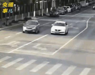 可怜的司机。。。。