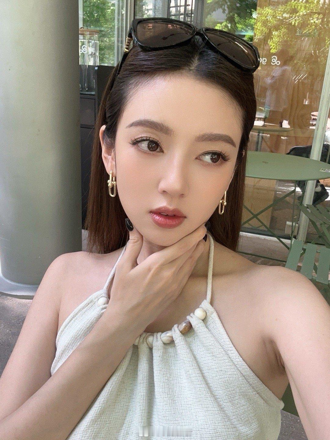 何瑞贤[心][舔屏][打call][舔屏][打call][打call][爱慕][