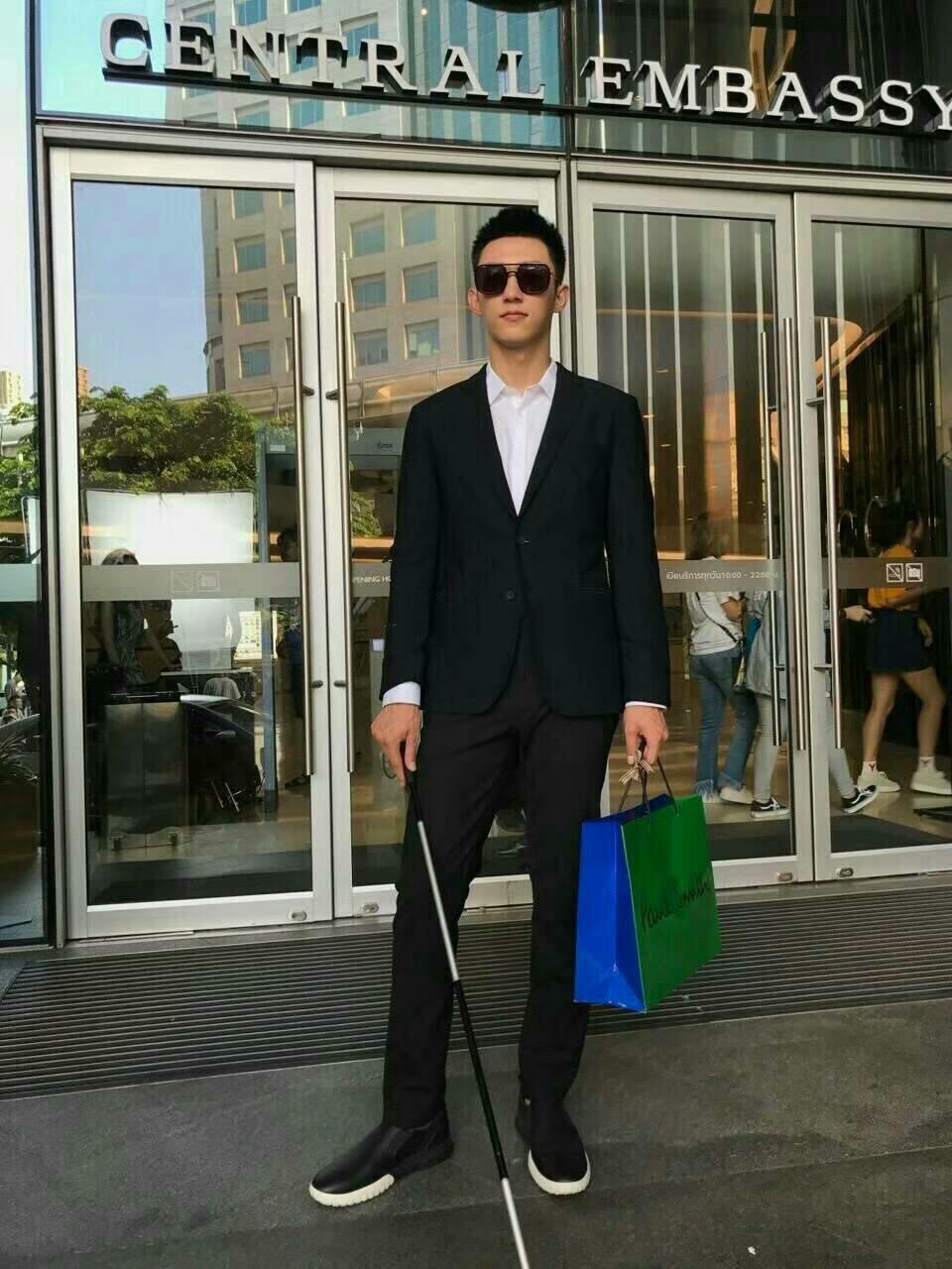 哥哥我领着你走[可怜][可怜] ​​​