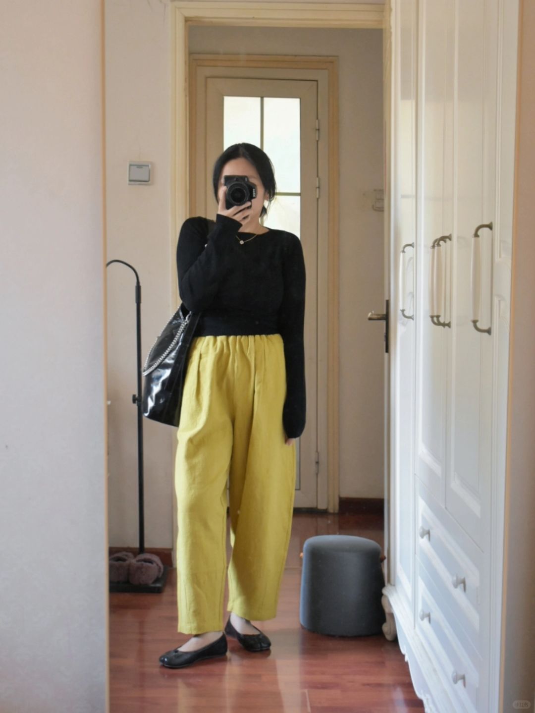 春天的衣服也太好看了吧🖤💛