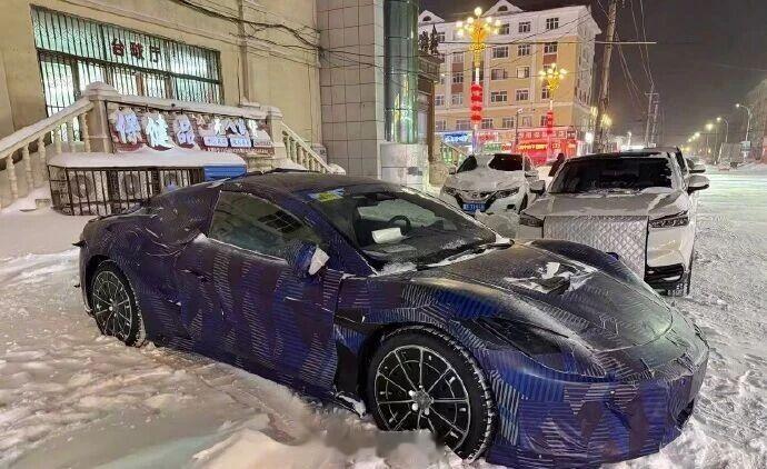 腾势Z在牙克石冬测，夜晚温度最低能达到-30℃。实打实的冬测，太实在了，是想打谁