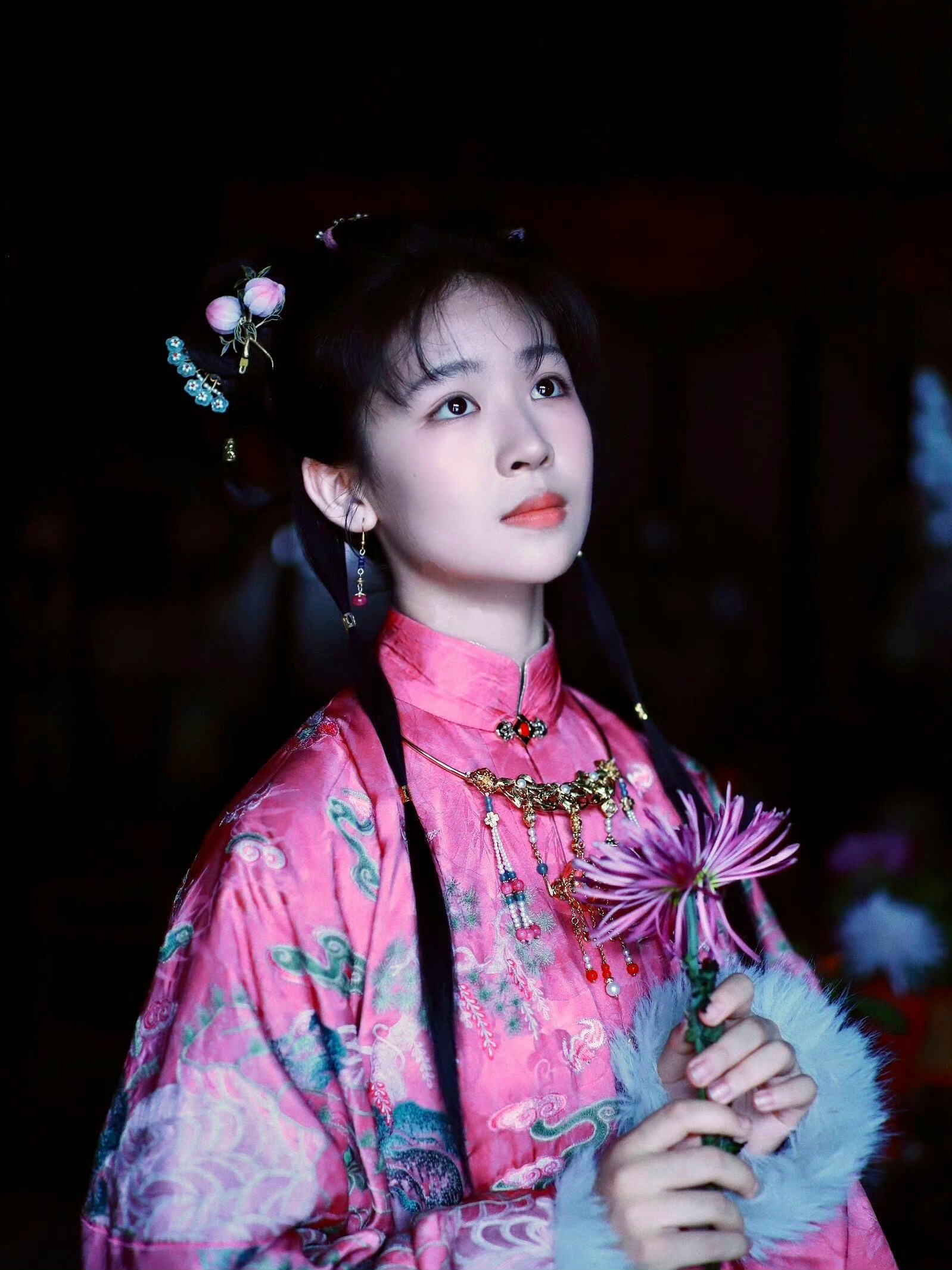 杨紫的接班人来了 [求关注] ​​​