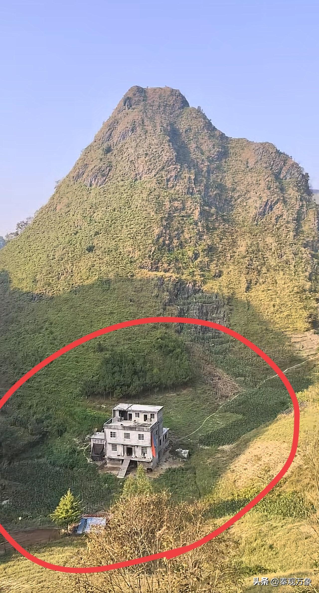 大山中的一户人家，独门独户[赞][赞][赞]