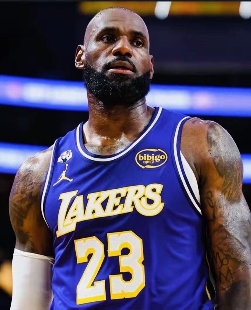 北京时间5月12日，NBA西部半决赛G4迎来终局之战，洛杉矶湖人主场以110-1