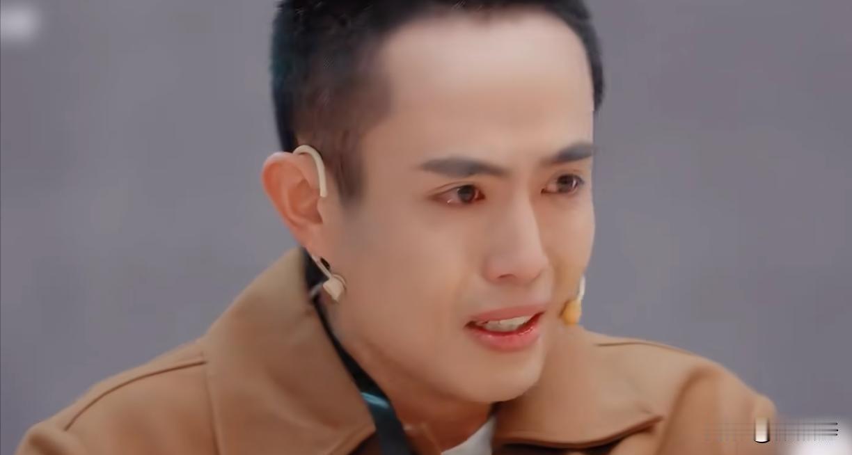 王星事件，撕开了一个让人脊背发凉的现实！

人被骗到缅北电诈园区，遭拘禁恐吓，被
