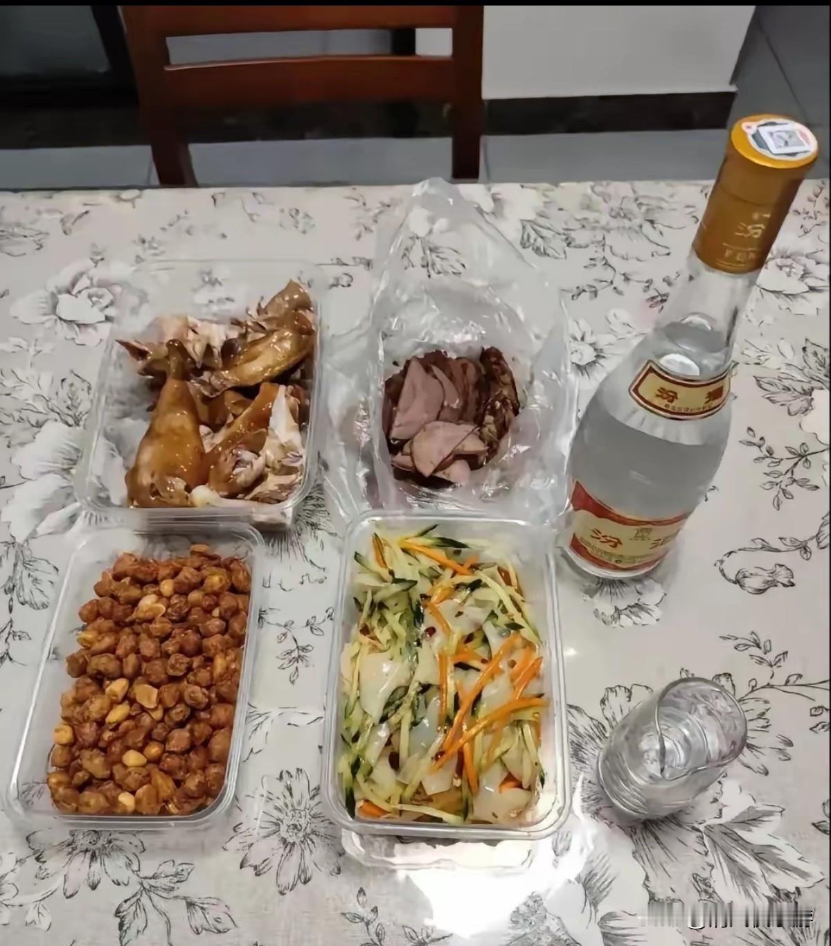 一个人在家做电商，今天必须庆祝一下。
3年前45岁，负债80多个，那种心情无法用
