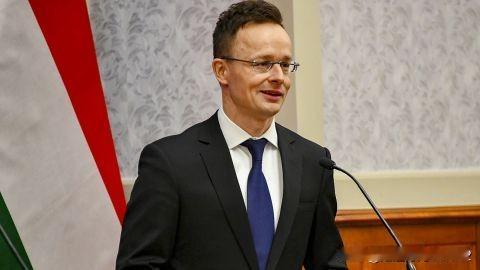 匈牙利新政府大规模解雇曾与西雅尔多共事的匈牙利外交部官员


匈牙利外交部议会国