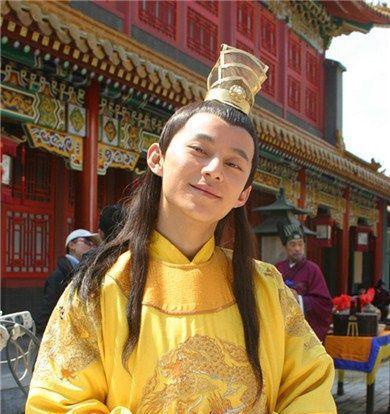 朱厚照“一直玩”，根子不在贪玩，而在于他拒绝的从来不是权力，而是文官集团为他规定