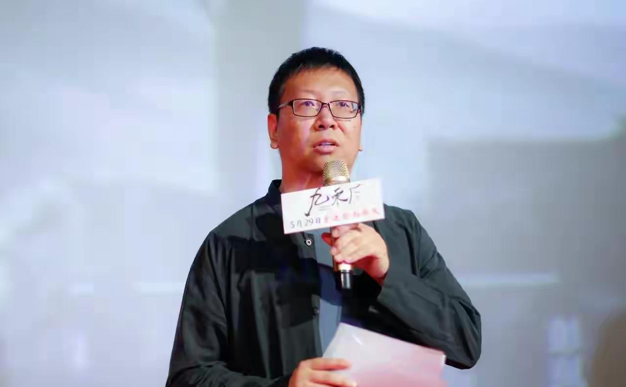 秦晓宇这个人，我本来不想说的，现在他的三观已经不是他个人的问题了，我真的是不吐不