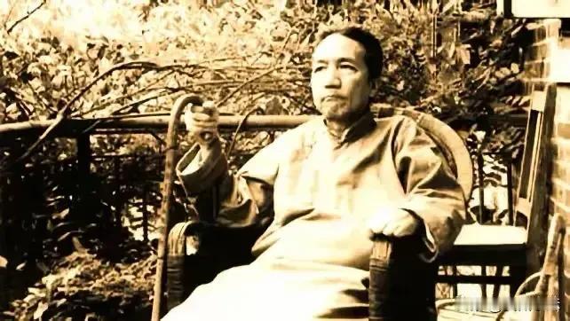 1941年12月，几个日本兵闯入一位中国老人家中，谁料，老人竟用流利的日语破口大