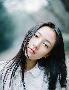 有没有人和我一样？ 好奇吴倩为啥会选择张雨剑， 原因其实很现实，不是她恋爱脑，而