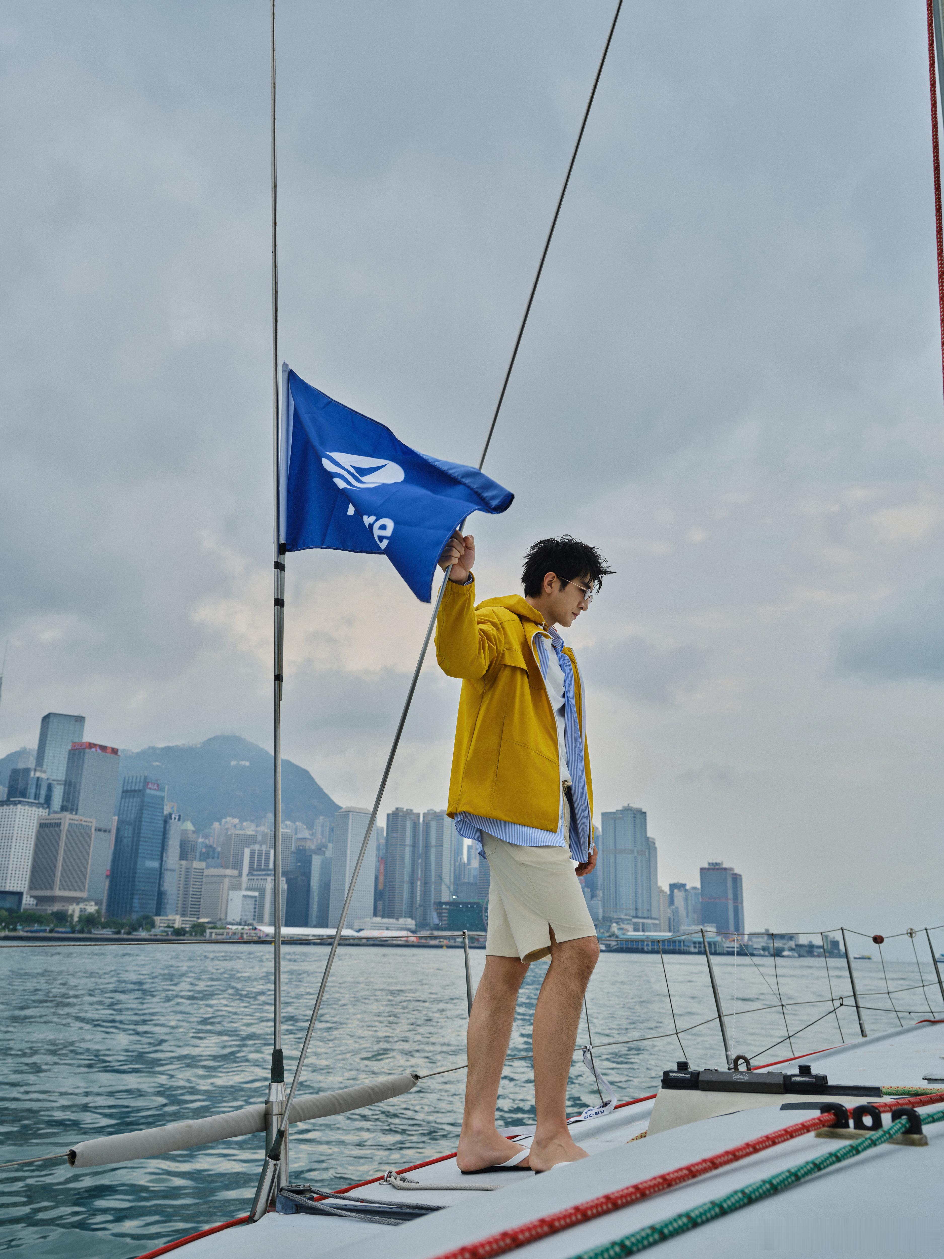 金瀚眼神戏好有层次感金瀚眼神戏绝了同一场戏两种心境无缝切换，金瀚上一秒目光锋利紧