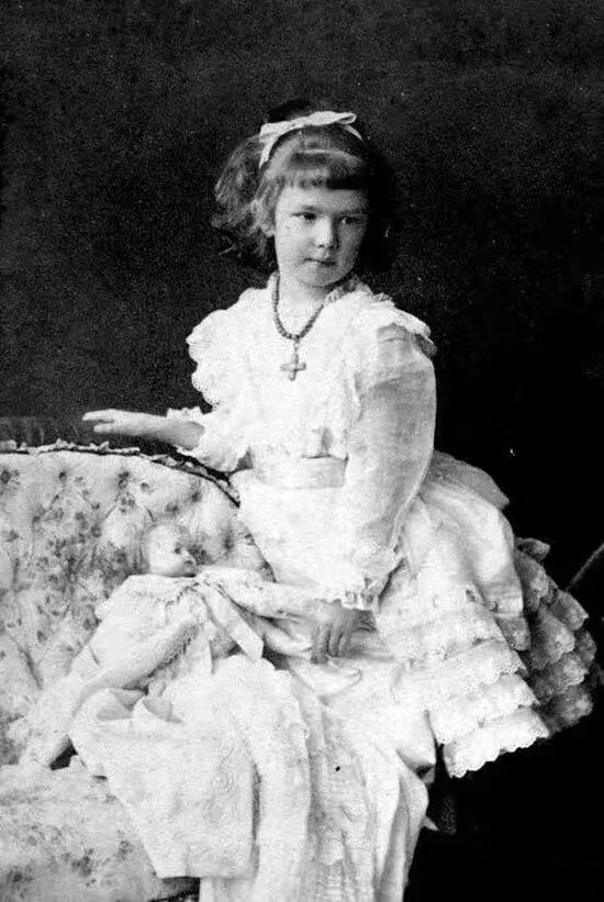 【来自投稿】奥地利女大公玛丽·瓦莱丽，1874年。 