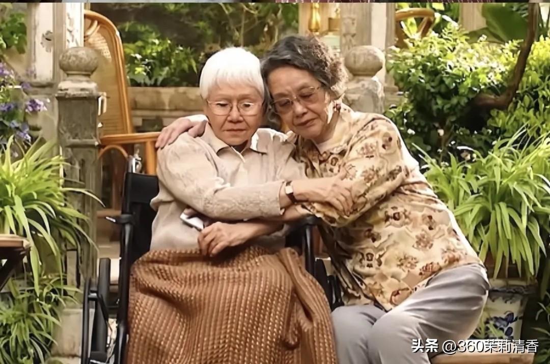 看完潮汕方言电影《给阿嬷的情书》，眼泪几乎没停过。它让我读懂了中国人最深的牵挂—