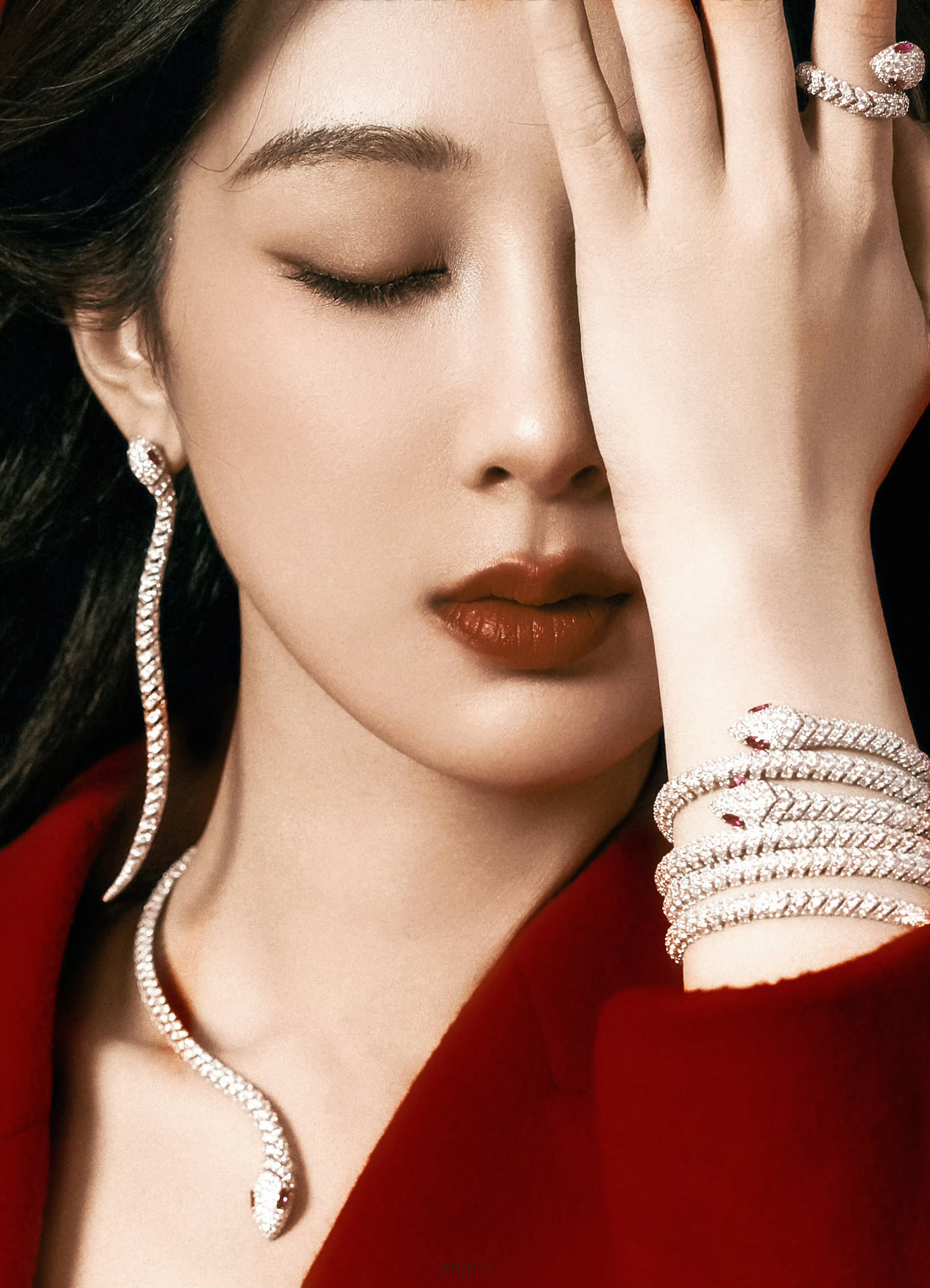 杨紫apm红色大片 杨紫大大用美貌攻击我 