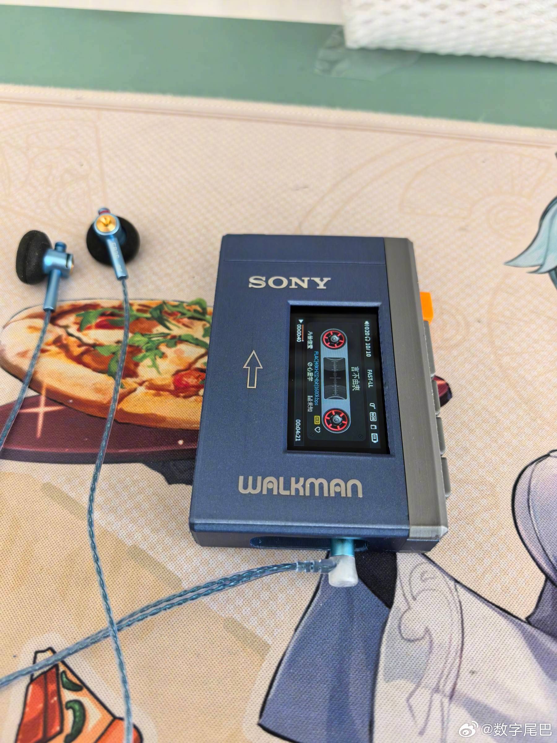 怀旧小抽屉 邪修的 Walkman雨中听宇 