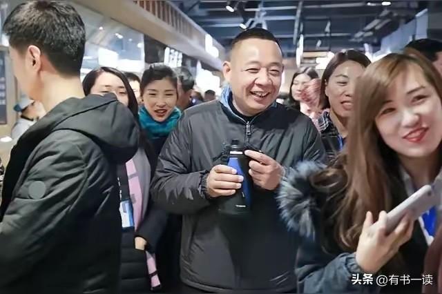 胖东来这么好的榜样，几乎没有主流媒体大力宣传，全靠我们普通人、自媒体的口口相传。