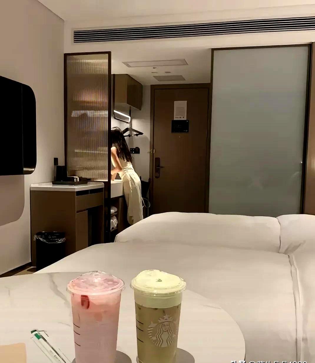 豆包回应"推荐酒店抽12%佣金"：不收广告费，仅按成交收渠道服务费

8月10日