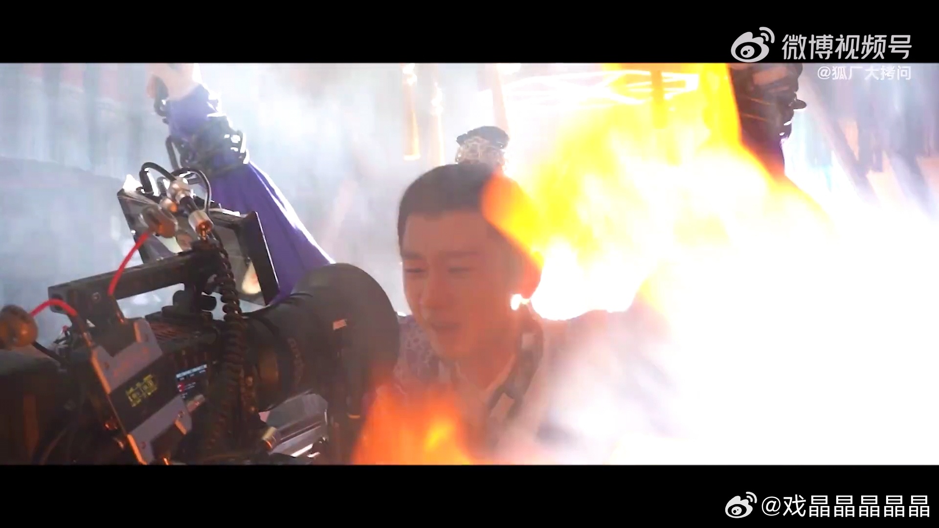 两京十五日杀青看完预告，老呃的脸和演技好像跟其他演员不在演同一部剧，其他演员有质