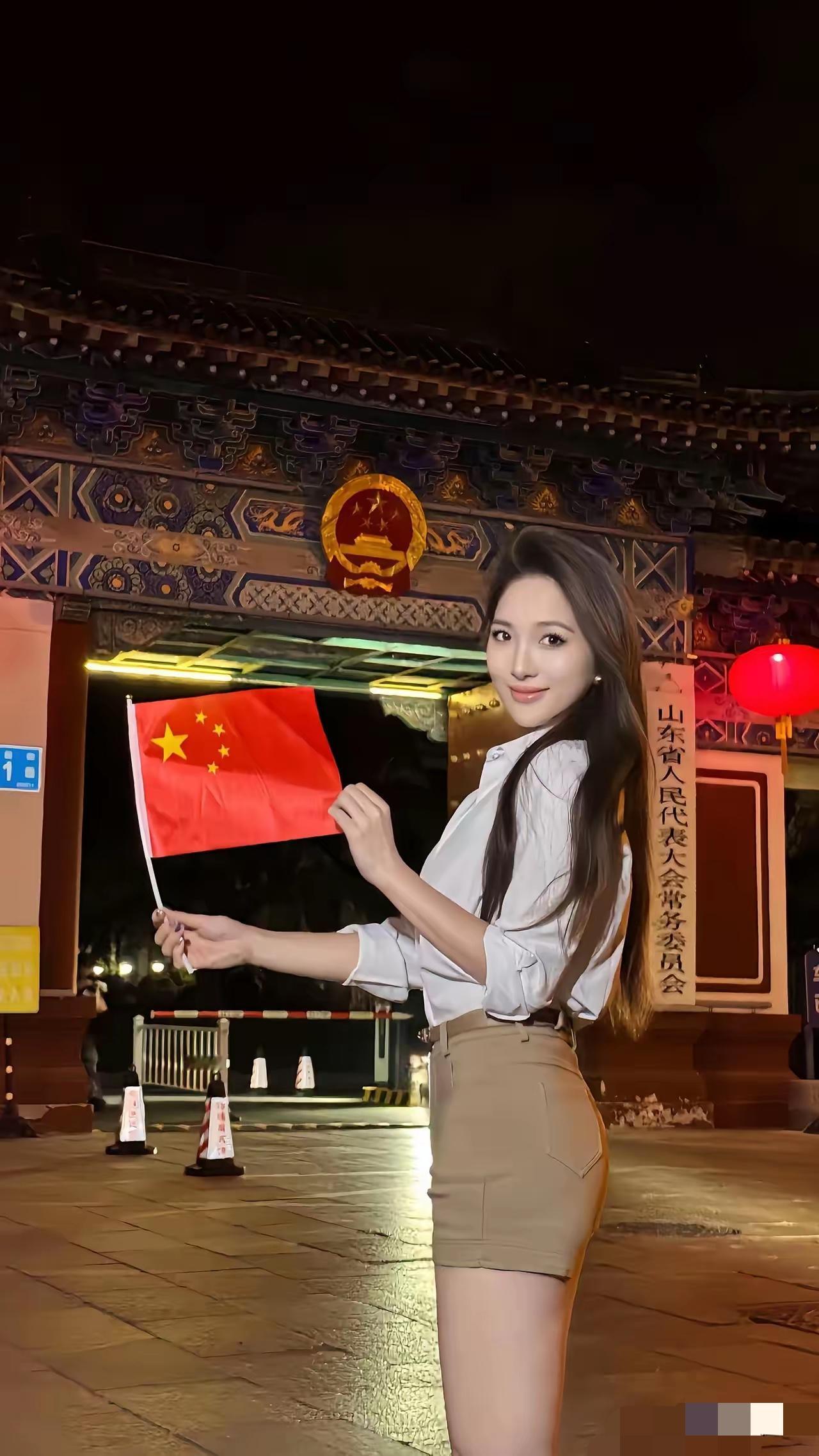 这位女士在体制内工作的话，属于什么级别领导