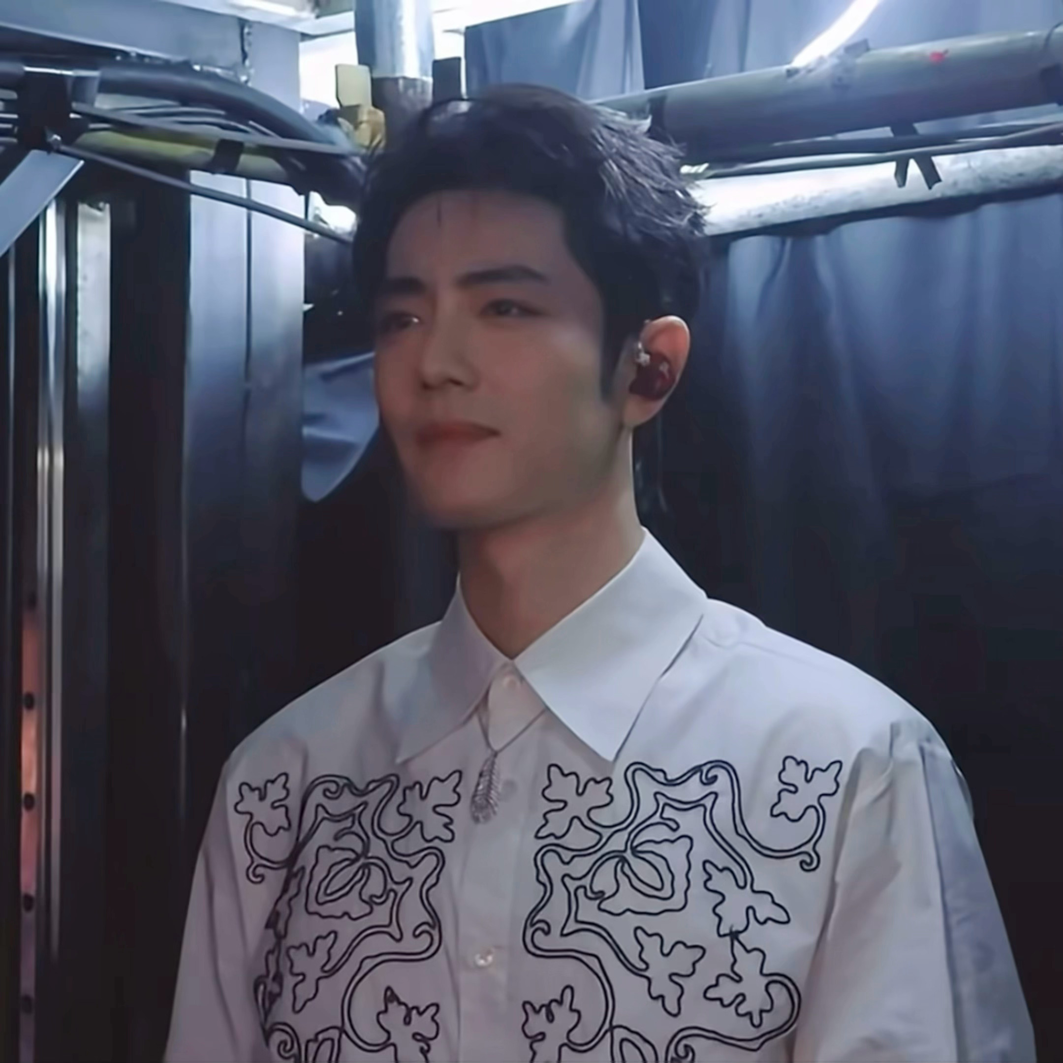 宝宝听你演唱会我也会是这个表情[苦涩][苦涩][苦涩] ​​​