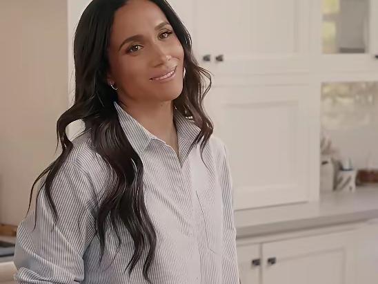 梅根这又是，演的哪一出呢？
她去卡戴珊家族的生日会，确实有目的，为何？有话题和流