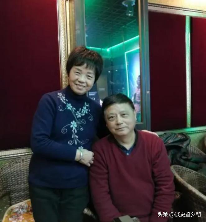 昨天大姐突然打来了电话：“二弟，你在家吗，来我家一趟，我有重要的事情要说”，我一