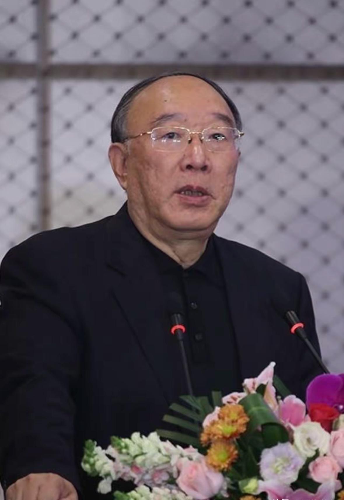 黄奇帆：“没有共同富裕，阶层就会固化。”
任何一个社会，如果不努力实现共同富裕，