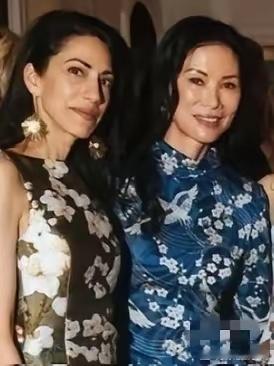 邓文迪现身纽约参加名媛聚会，这一次她可真是有点老了，脸上的皮肤往下耷拉，像个老太