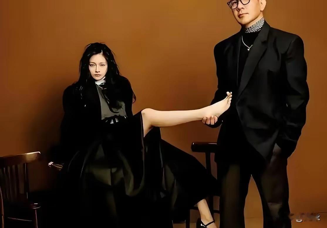 S的悲剧人生皆因具俊晔！
假如她离婚后，他没有打电话找她，假如她没有嫁给他，就不