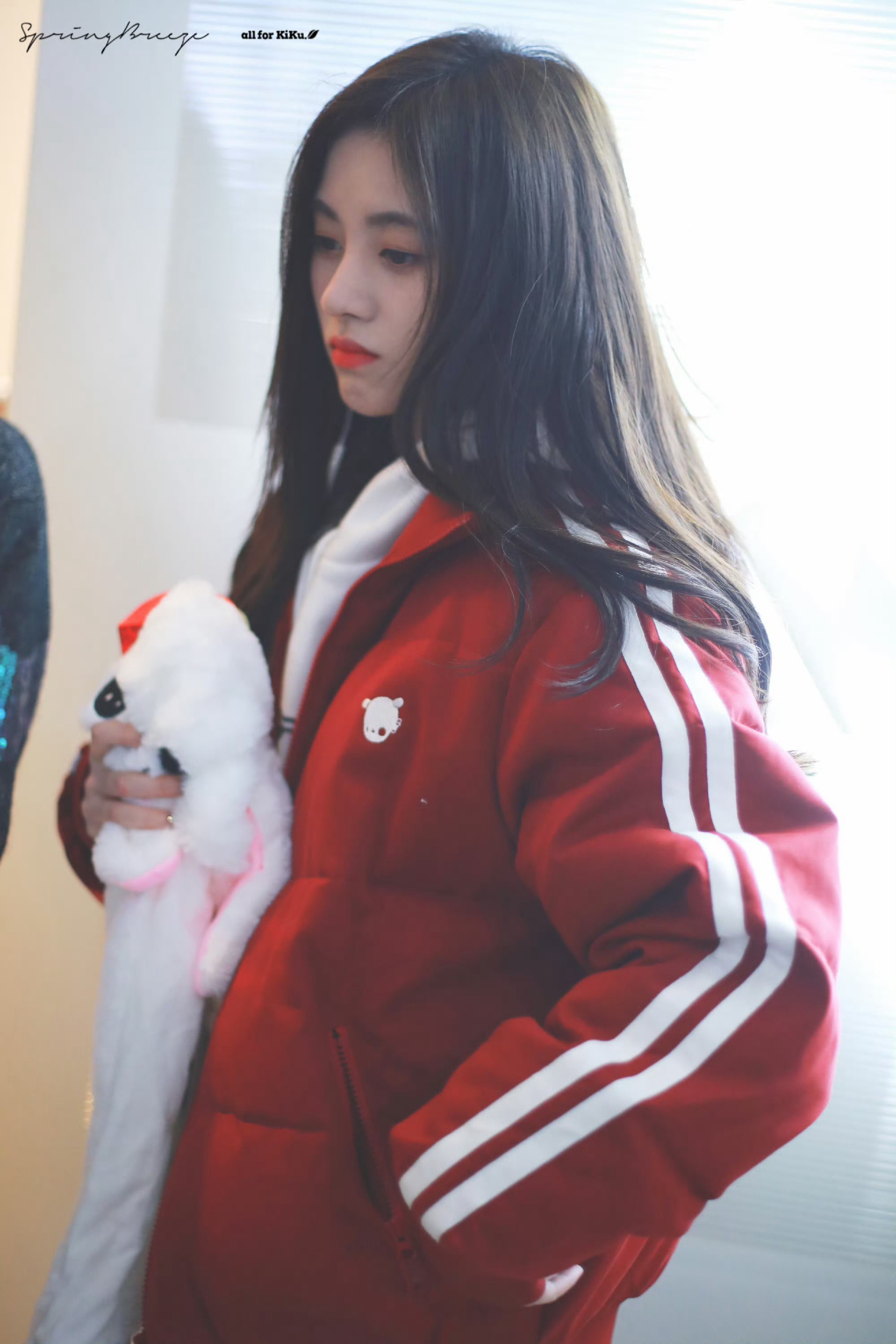 jjy鞠婧祎千香 jjy鞠婧祎姜黎非“错落的思念不蔓不枝 是四月天里的我们在坦诚