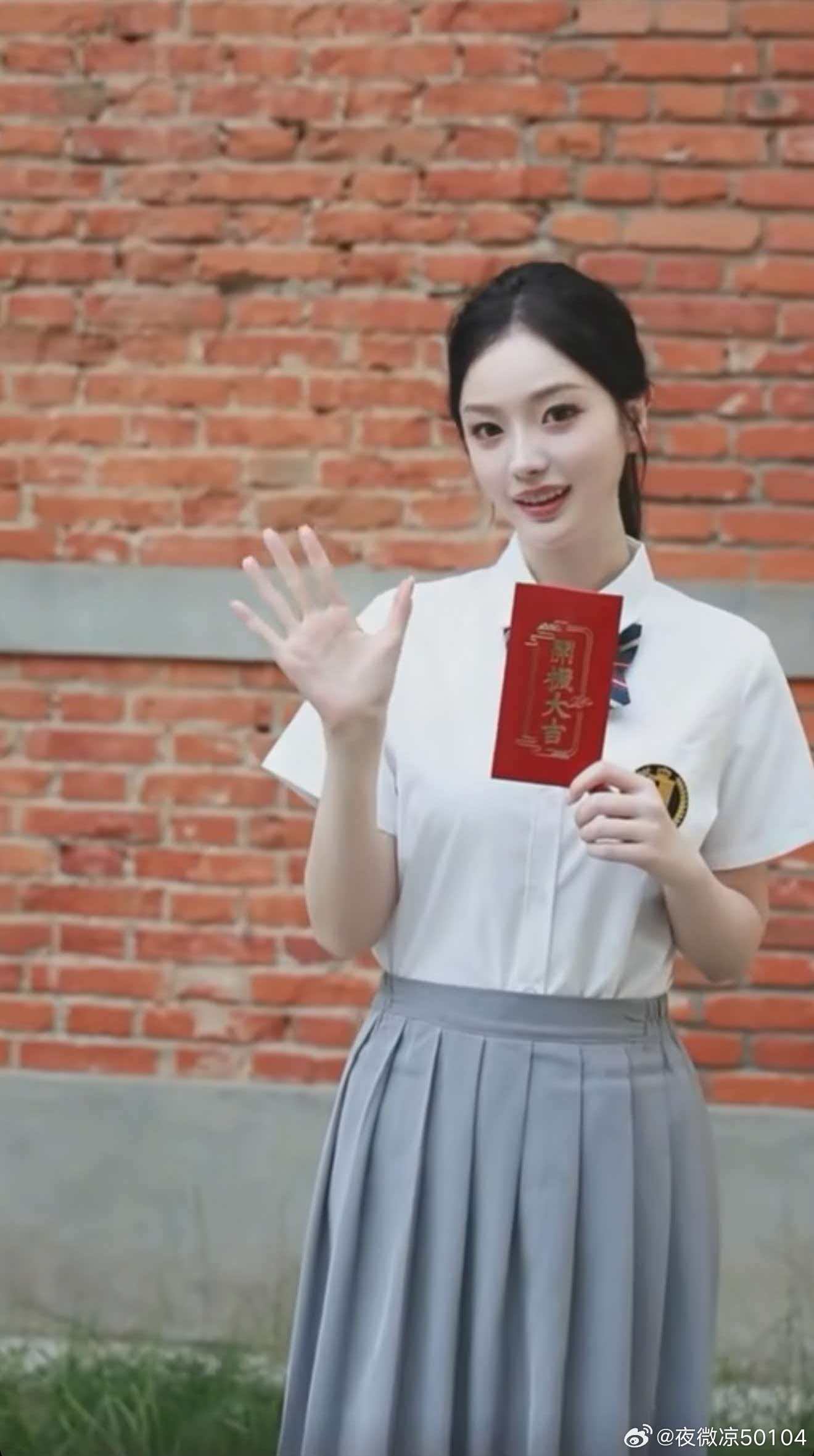 挖到宝藏啦🥳艺洋首部女主短剧玫瑰囚徒 首次挑大梁演女主，把角色的脆弱与倔强演绎
