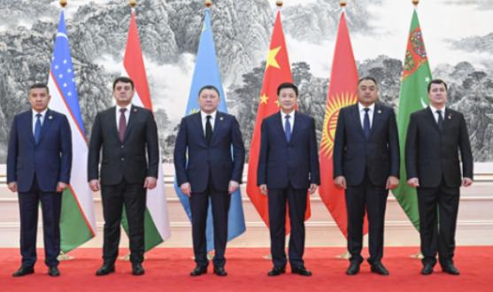 中亚五国部长集体抵京，中国要推进一件大事！土库曼斯坦作为永久中立国，连上合组织也